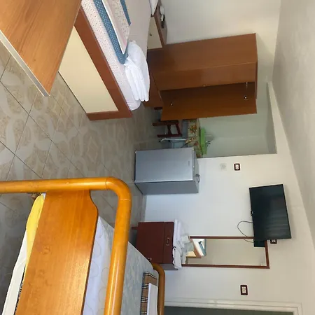 Llambro Hostel Dhermi