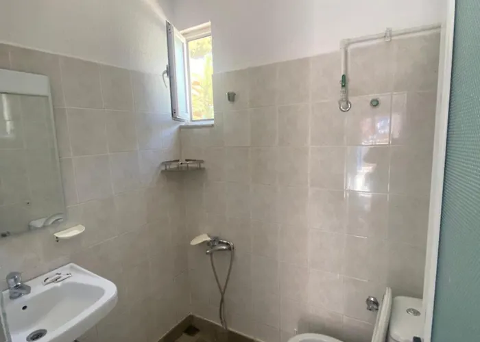 Hostel Llambro Dhërmi