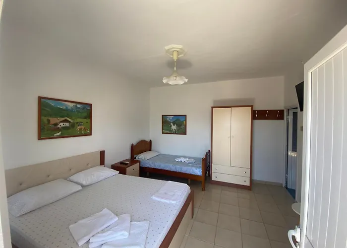 Llambro Hostel
